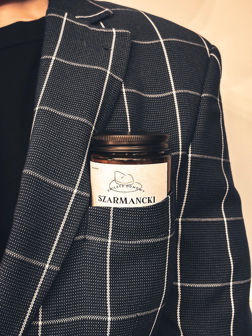 Dobra świeczka sojowa "Szarmancki"